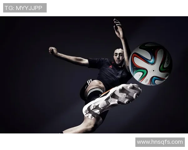 足球明星炫酷耍帅动作高清合集展现运动魅力与个人风采